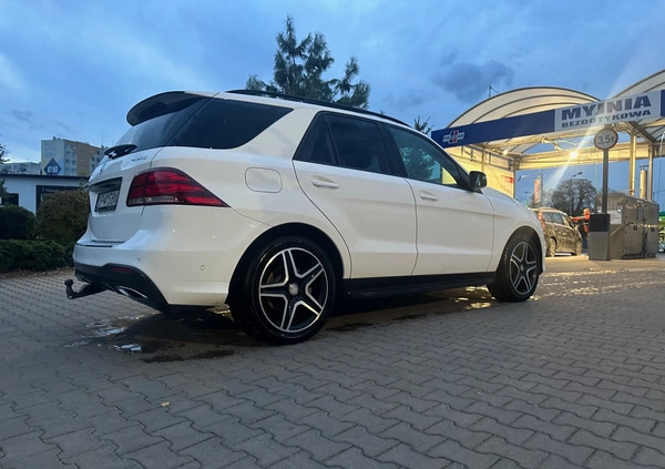 Mercedes-Benz GLE cena 127500 przebieg: 201000, rok produkcji 2015 z Nysa małe 106